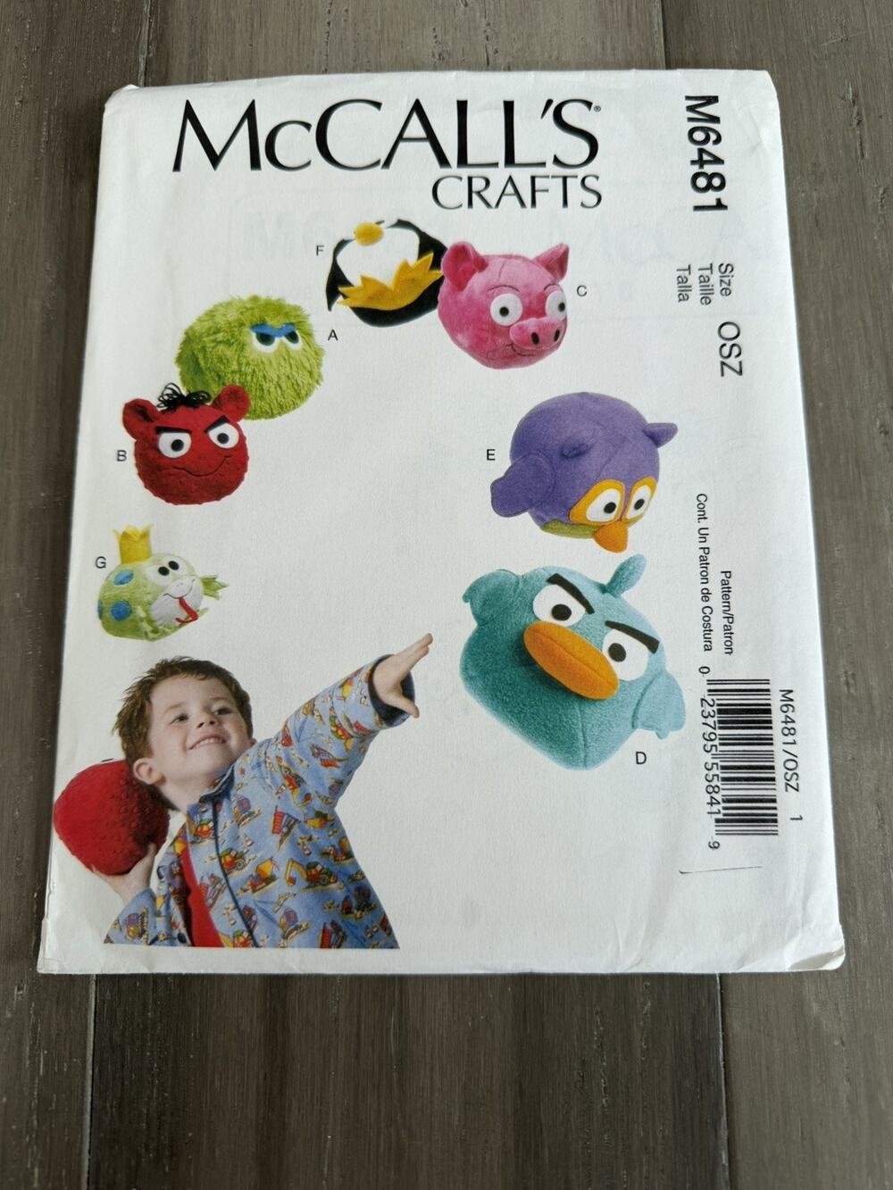 McCall’s Crafts M6481 2011 pattern Stuffed Toys Round Birds Pig Frog Uncut